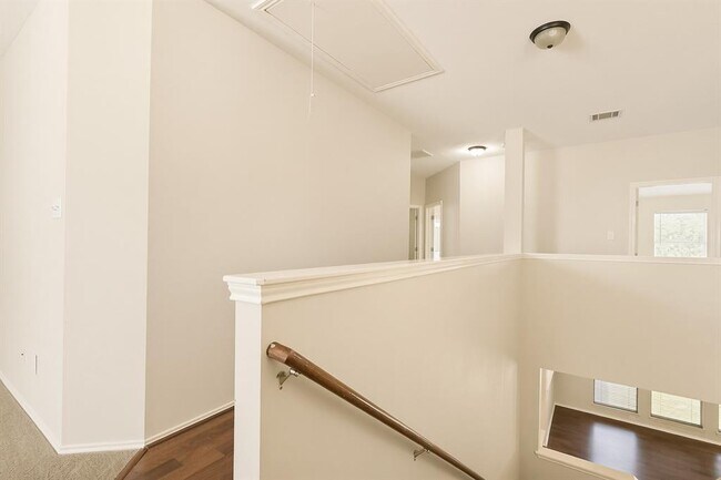 Building Photo - 1132 Alexandria Way