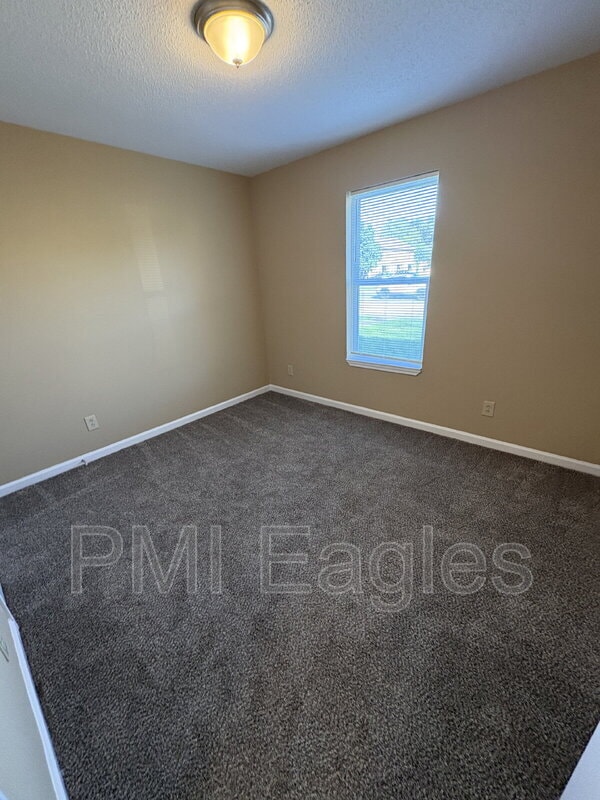 Building Photo - 3284 Tower Dr