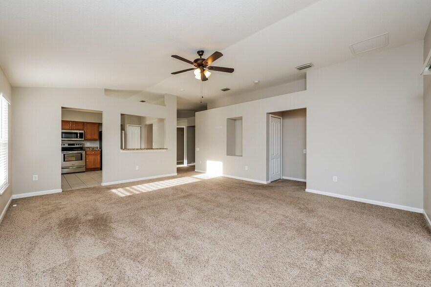 Building Photo - 25150 Lexington Oaks Blvd