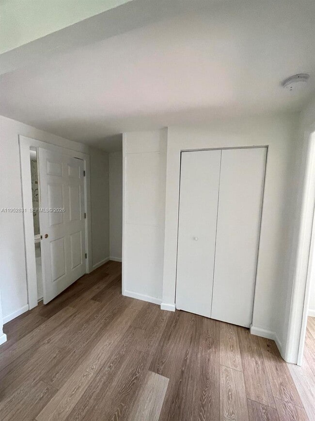 Building Photo - 310 N Ocean Breeze