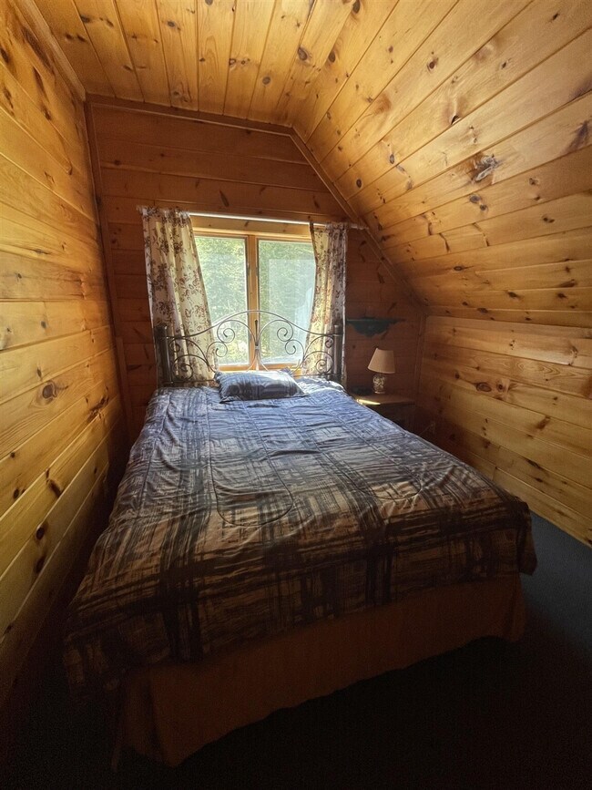 Building Photo - 6 Deer Cir