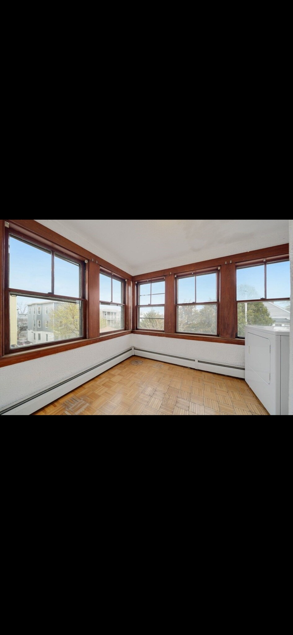 Building Photo - 141 Hillsdale Rd