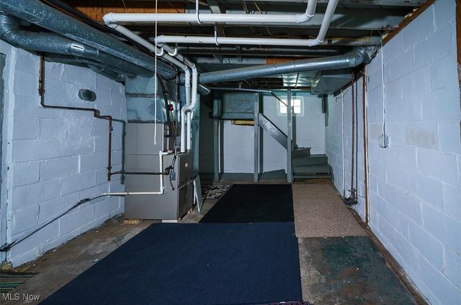 Building Photo - 765 E Buchtel Ave