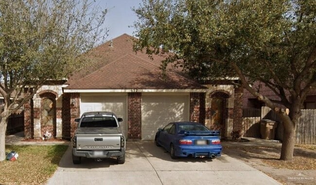 Primary Photo - 612 Jade St