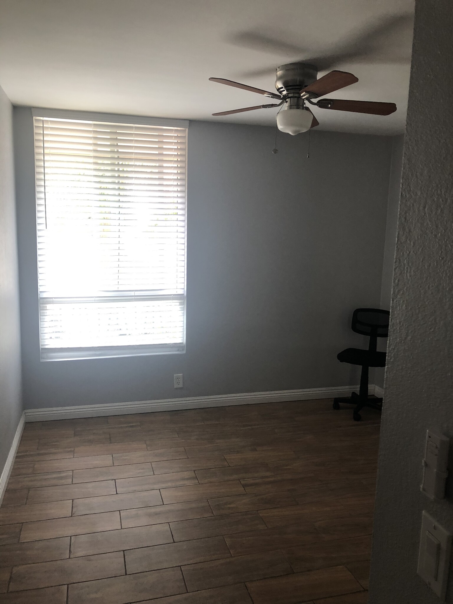 # 1Bedroom - 5540 Lindo Paseo