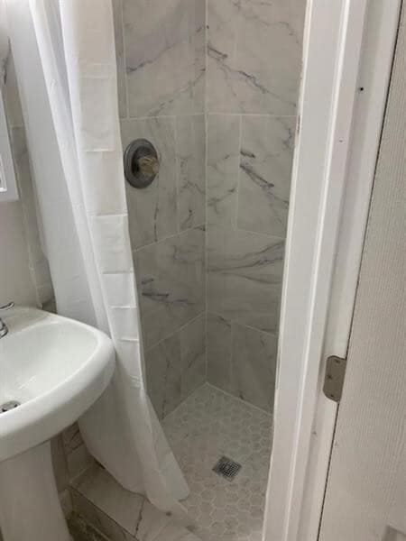 Building Photo - 1301 NW 3rd Ave