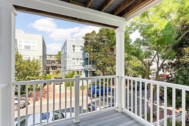 Building Photo - 80 Allston St