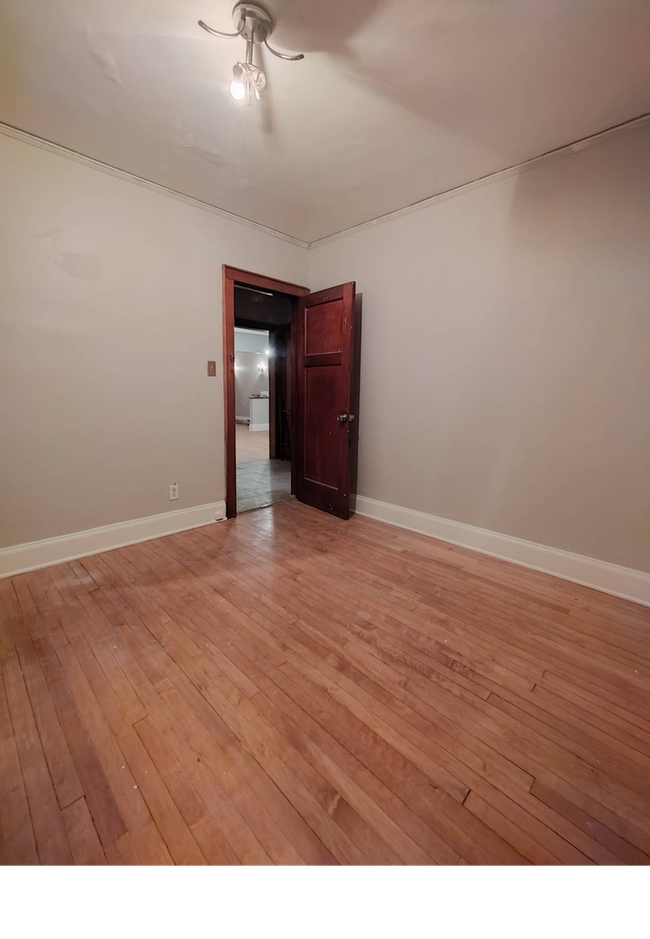 Building Photo - 2445 N 50th St