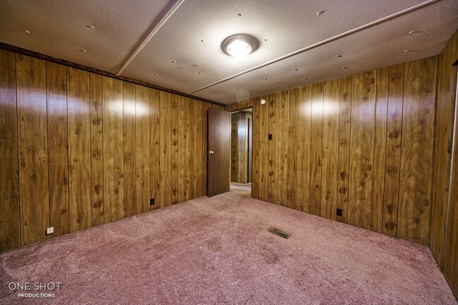 Building Photo - 156 Mulberry Rd