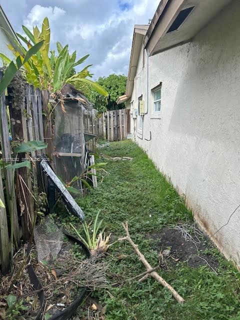 Building Photo - 9604 NW 49th St