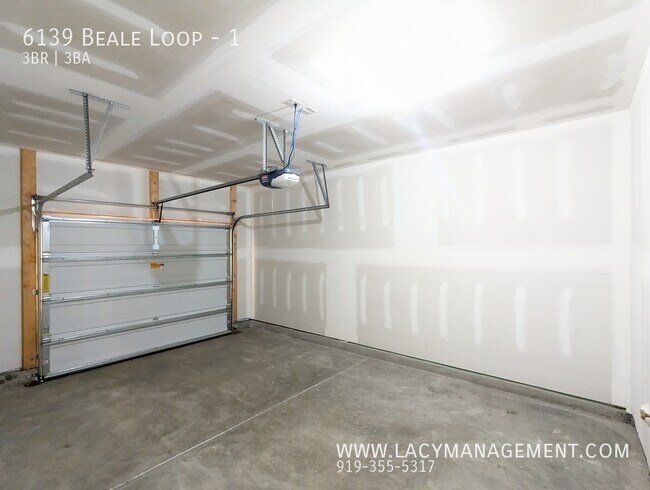 Building Photo - 6139 Beale Loop