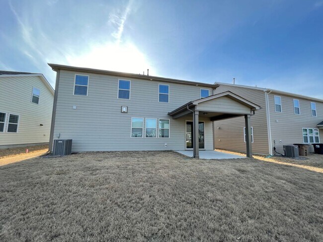 Building Photo - 5BD/3BA Beautiful home within Braeburn nei...