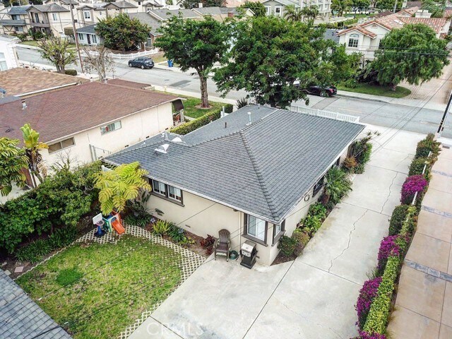 Building Photo - 2213 Bataan Rd