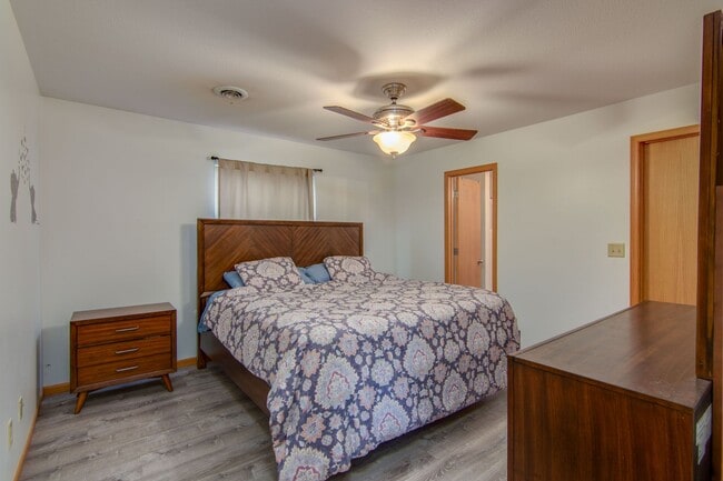 Building Photo - Italian Estates Property Management