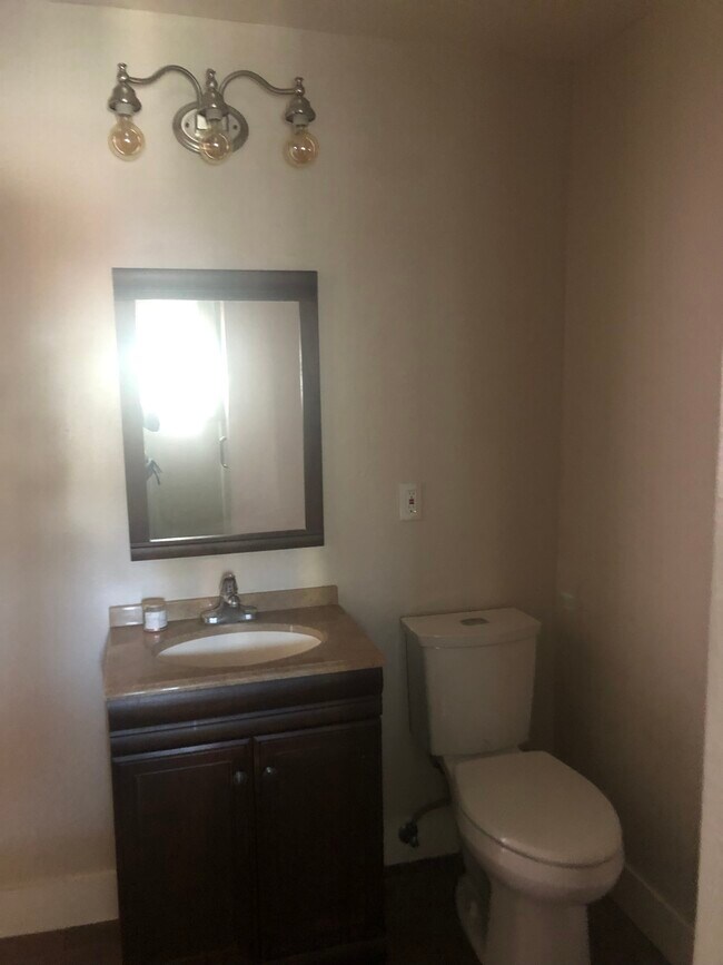Bathroom - 79 N 12th St