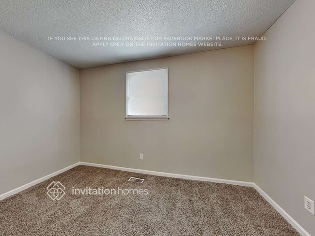 Building Photo - 208 Ferncliff Dr