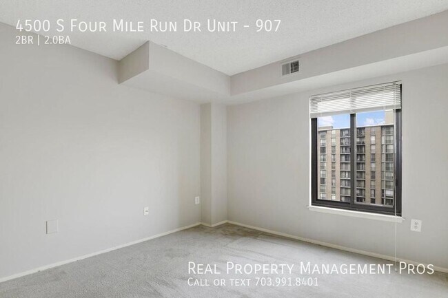 Building Photo - 4500 S Four Mile Run Dr