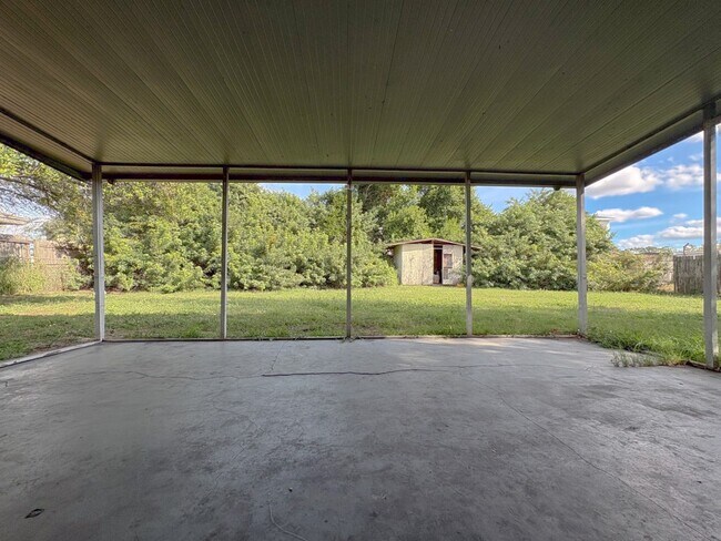 Building Photo - 284 17th St NE