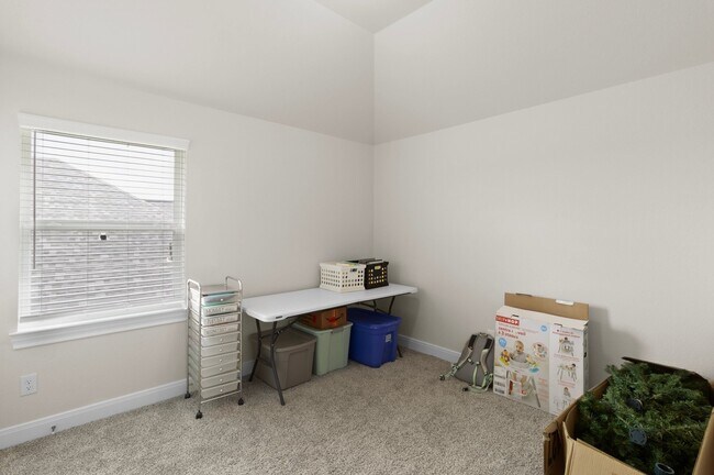 Building Photo - 12114 Champion's Frst Dr