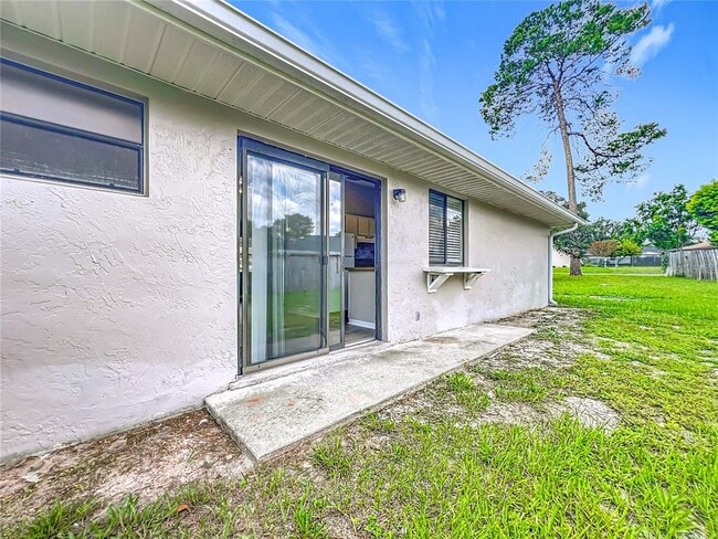 Building Photo - 3665 SW 151st St