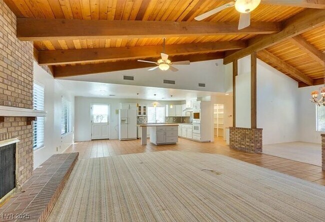 Building Photo - 7040 Bailey Cir