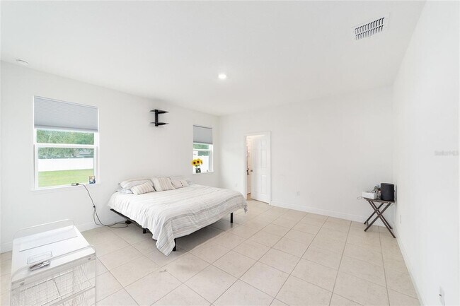 Building Photo - 11102 SW 58th Avenue Rd