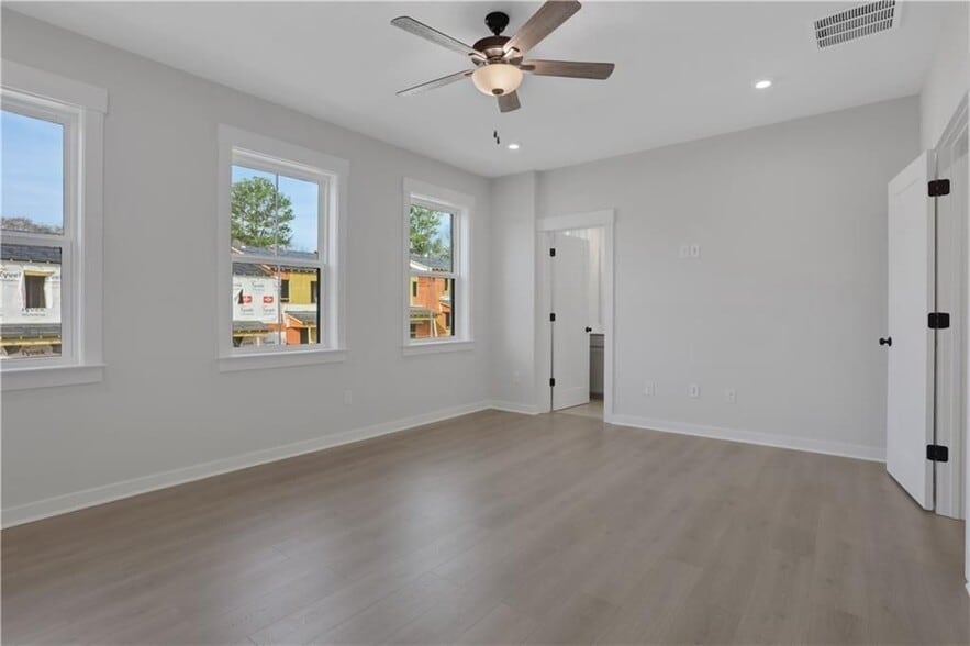 Building Photo - 119 Bridgecrest Rd