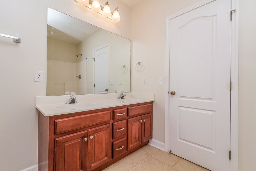 Building Photo - 3310 Hamberton Cir