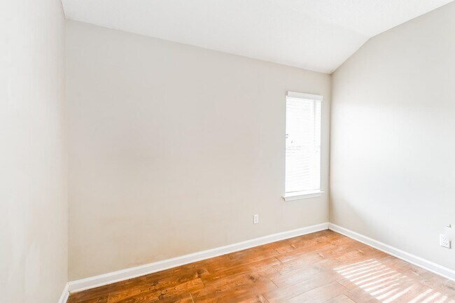 Building Photo - 5230 Bucksport Ln