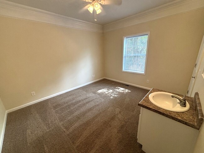 Building Photo - 4br House near Campus, Stadium, Downtown! ...