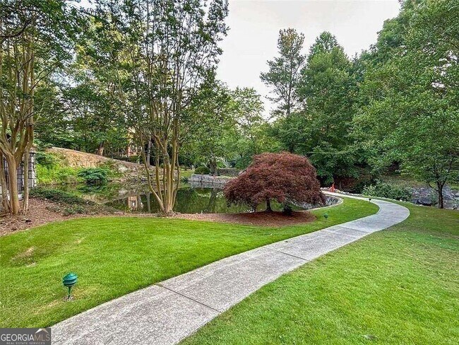 Building Photo - 28303 Plantation Dr NE
