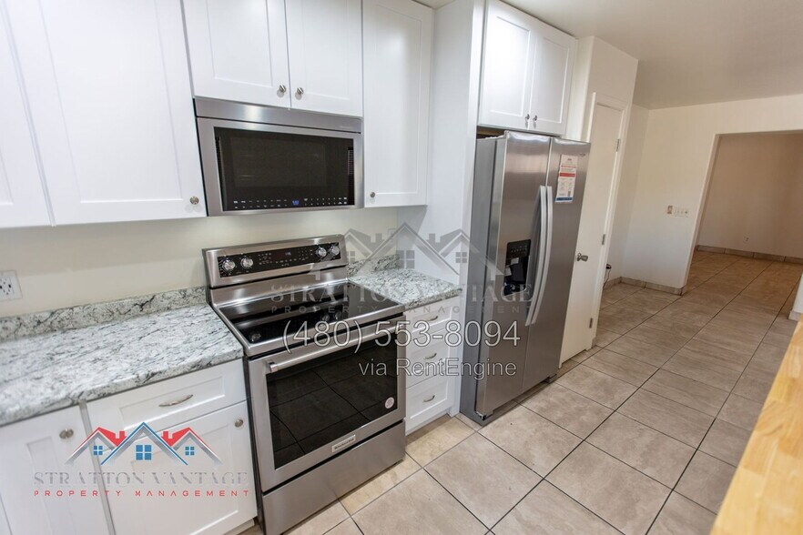 Building Photo - 17427 N 28th Ave
