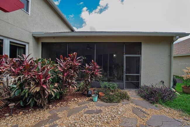 Building Photo - 5050 Silver Charm Terrace