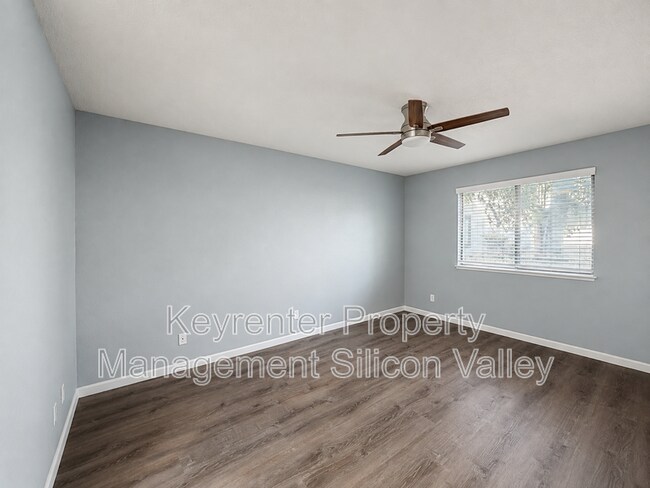 Building Photo - 1418 Capurso Way