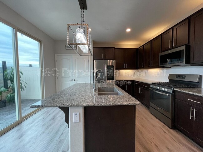 Building Photo - 4860 Ballast Ln