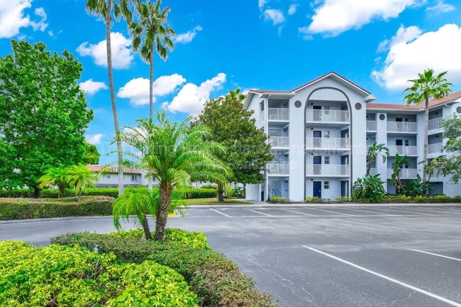 Building Photo - 2954 Sadina St