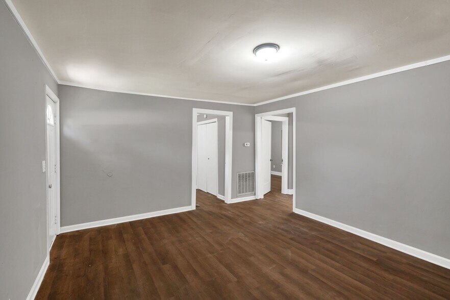 Building Photo - 3405 Gwen Dr