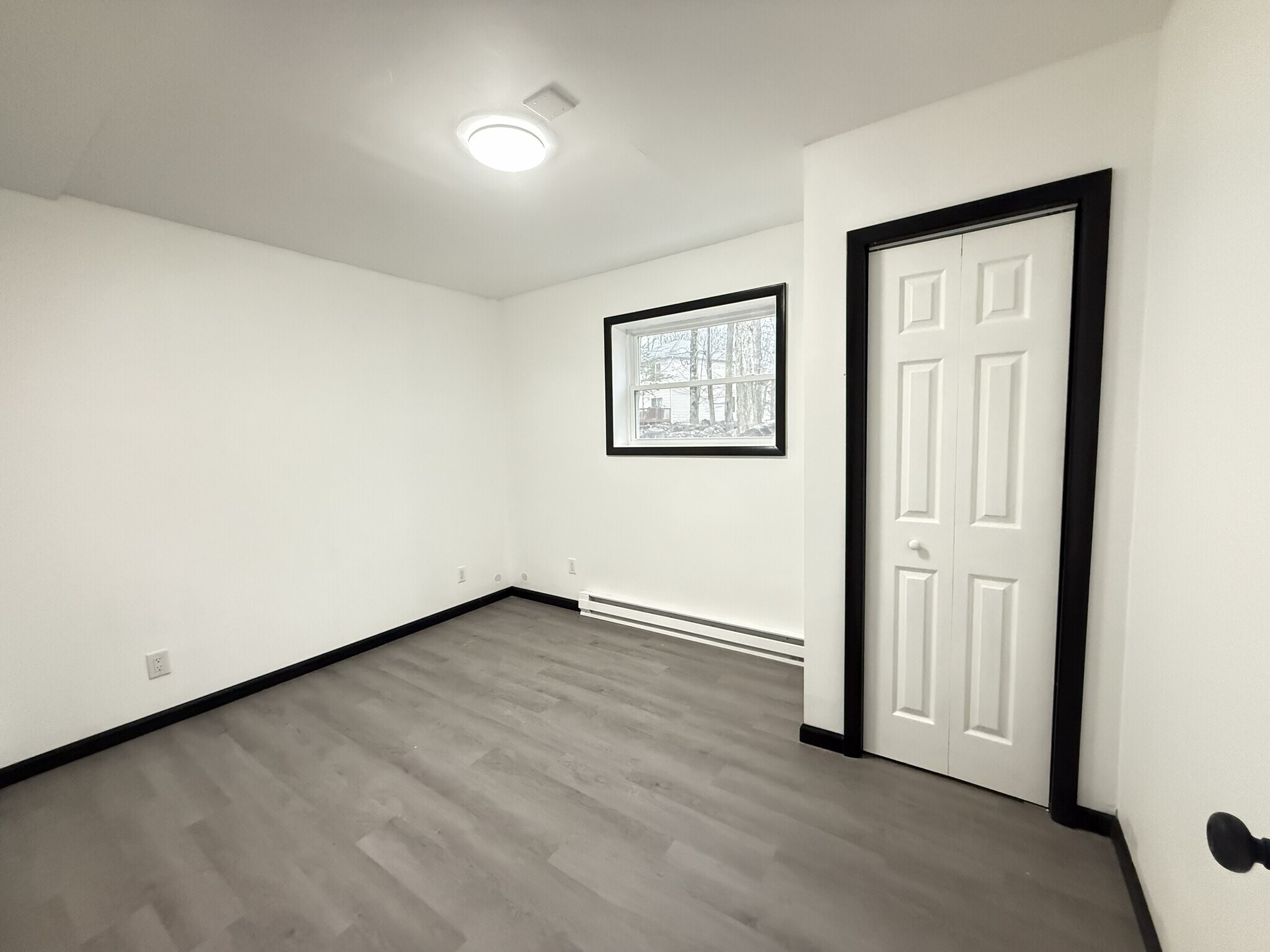 Building Photo - 8066 Red Squirrel Dr