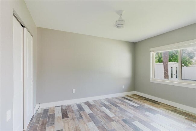 Building Photo - 411 87th Ave