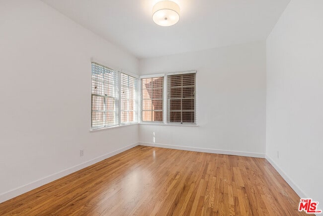 Building Photo - 2409 28th St