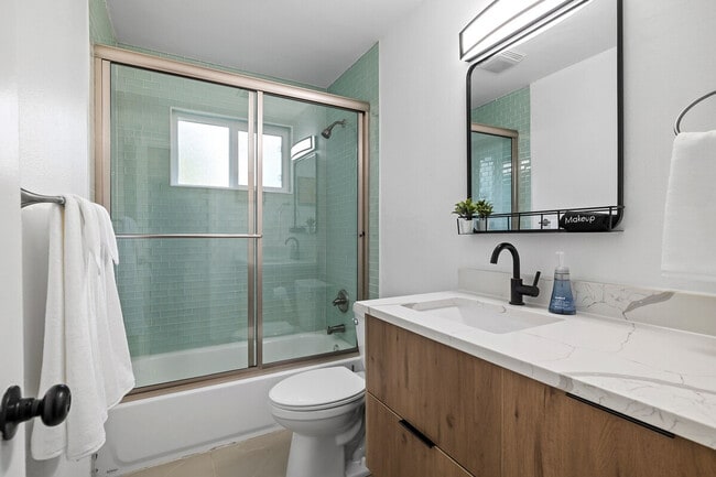 Building Photo - 5105 Galen Ct