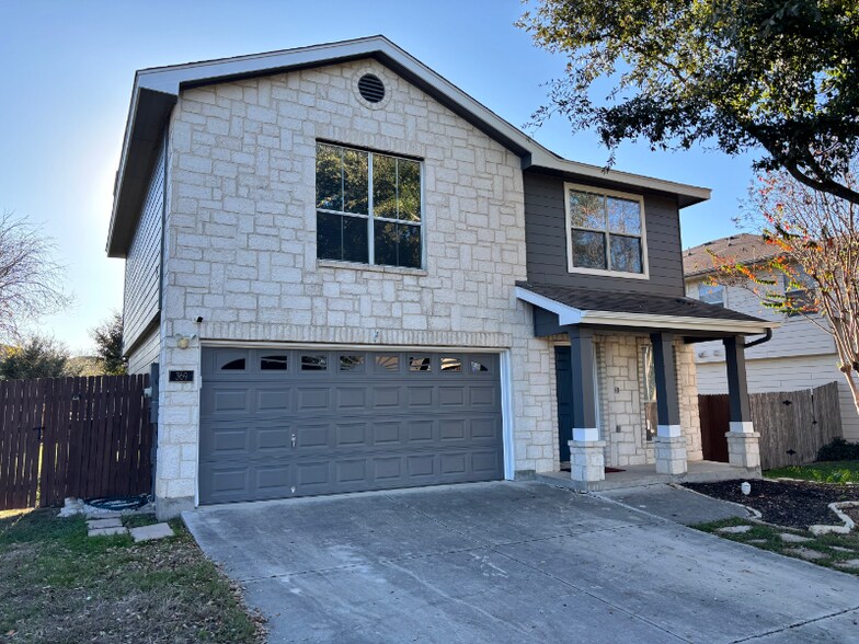 Primary Photo - 369 Tanager Dr