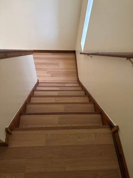 Building Photo - 322 W 116th St