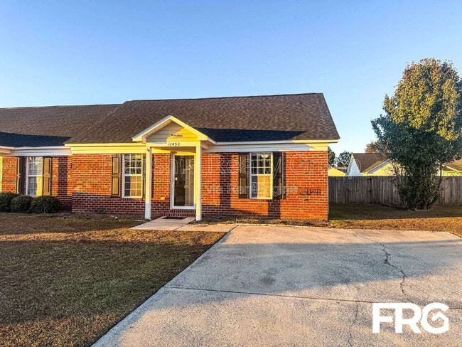 Primary Photo - 1145 Nicklaus Dr