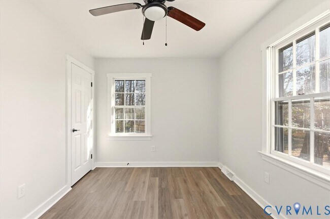 Building Photo - 115 Big Meadows Terrace