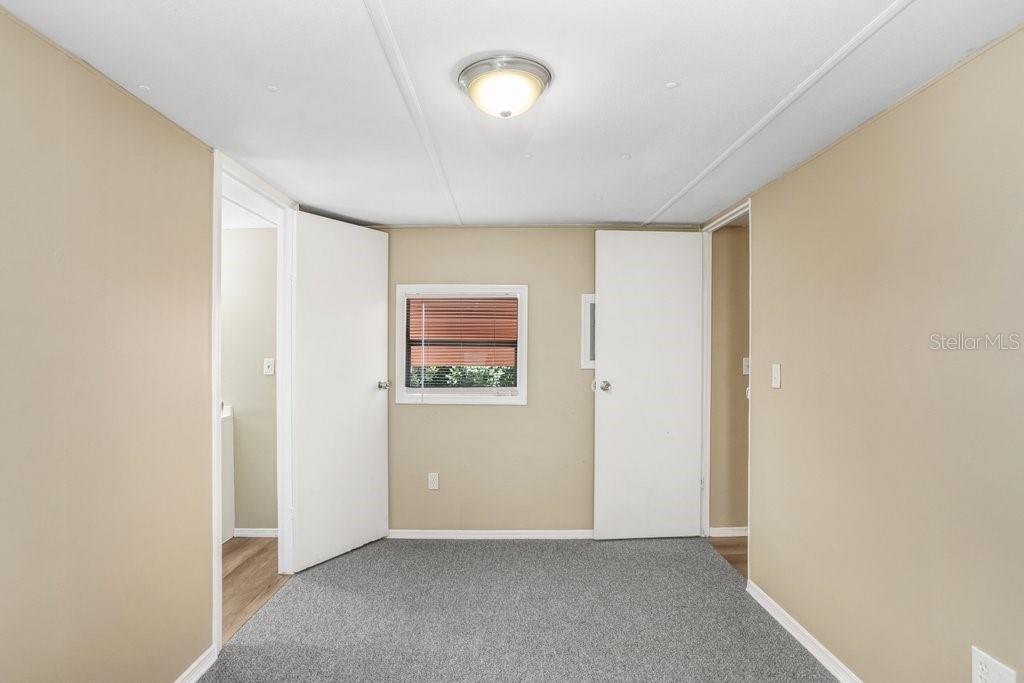 Building Photo - 14610 Coral Dr