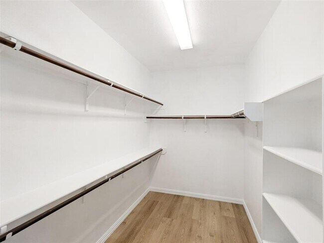 Building Photo - 24606 Forest Canopy Dr
