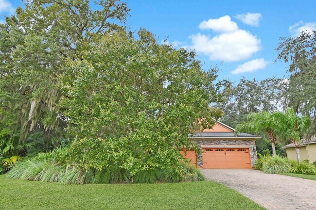 Building Photo - 3521 Carolwood Ln