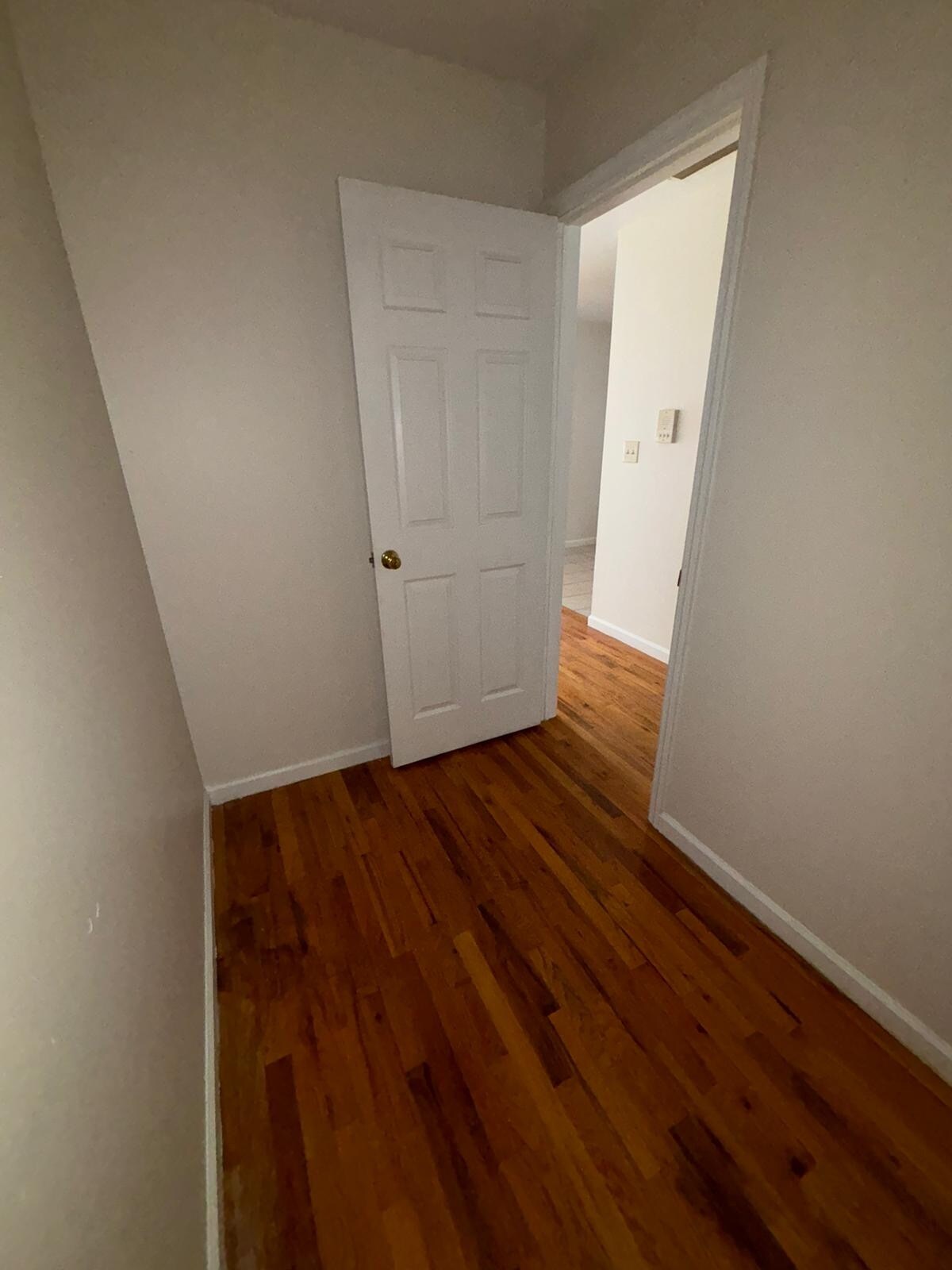 Building Photo - 28 Delavan Pl