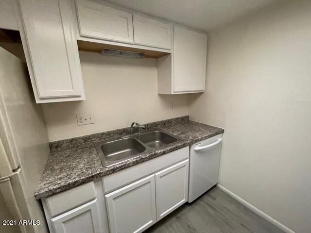Building Photo - 6814 N 35th Ave